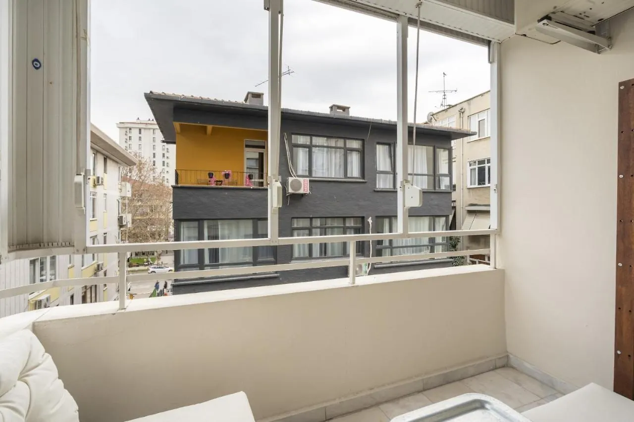 Apartmán Colorful House With Balcony On Bagdat Street Istanbulská provincie 0*,  Turecko